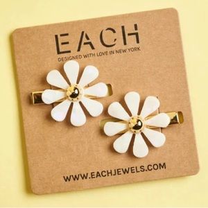 NEW! EACH Flower barrette set. Mother of pearl acetate. 14kt gold plated brass